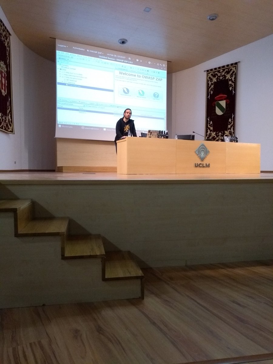spectertj's tweet photo. @jdaanial y su #zapproxy en #morteruelo2020
@morteruelocon 👍 https://t.co/O4i3BMFBnh