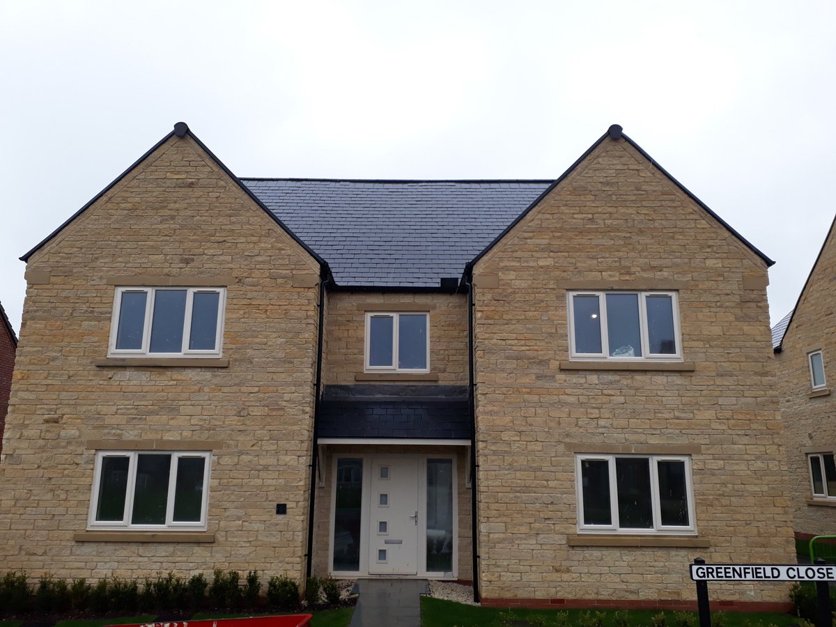 BV_Homes's tweet photo. The Gloucester comprises of over 2,700 sq ft of living space across 3 floors. The master bedroom accommodates the entire top floor and features an en-suite, walk in wardrobes and a balcony window that allows for beautiful views across the countryside. #BramptonValleyHomes https://t.co/PnBAbCdcqH