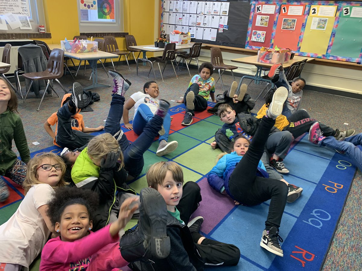 While reviewing lines, shapes and patterns, I started talking about their clothes and shoes. So of course, we had to look and compare shoe designs. It was too cute not to photograph. <a href="/Benton_STEM/">Benton Elementary</a> <a href="/cpsfinearts/">CPS Fine Arts</a> <a href="/miss_tarter/">Ms. Tarter</a> #cpsbest #cpsfinearts #artiseverywhere