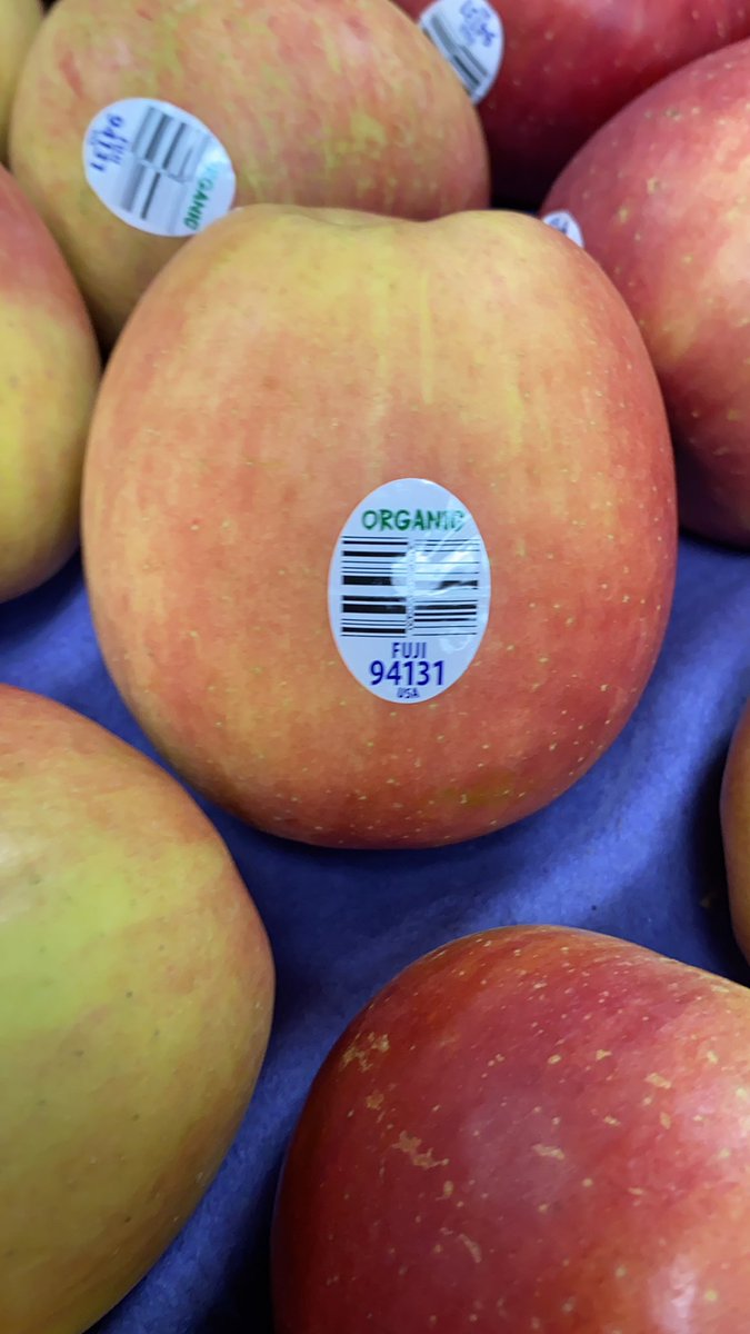 ATXtrinityChef's tweet image. Good looking #organic Fuji apples today ! #fisd