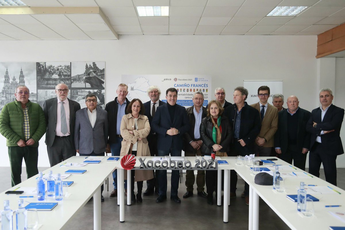 Concello_Melide's tweet photo. ▶️ O alcalde do #concellodemelide, José Manuel Pérez, asinou un convenio coa Consellería de Cultura e Turismo para potenciar a sustentabilidade do Camiño de Santiago de cara ao vindeiro ciclo xacobeo que se inicia en 2021. https://t.co/FGub172qJb