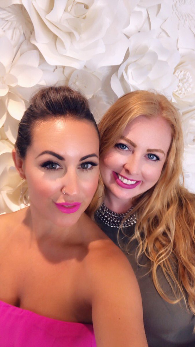 Happy Friday y’all! #staywarm #TGIF ##warmerdays #FBF #HERspectivepodcast