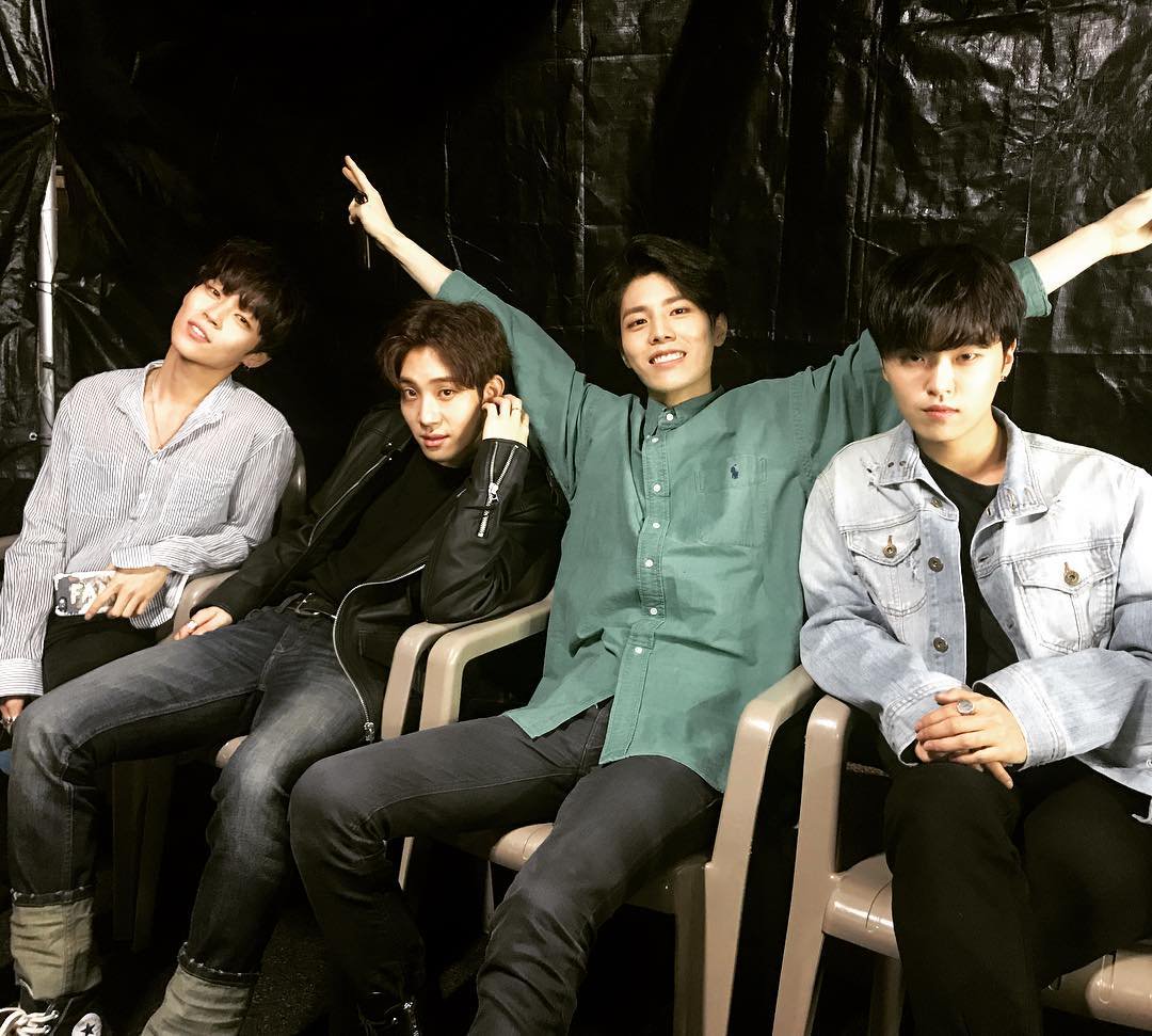 группа the rose. Rose kpop. роуз корейская группа. The rose. солист группы the rose.