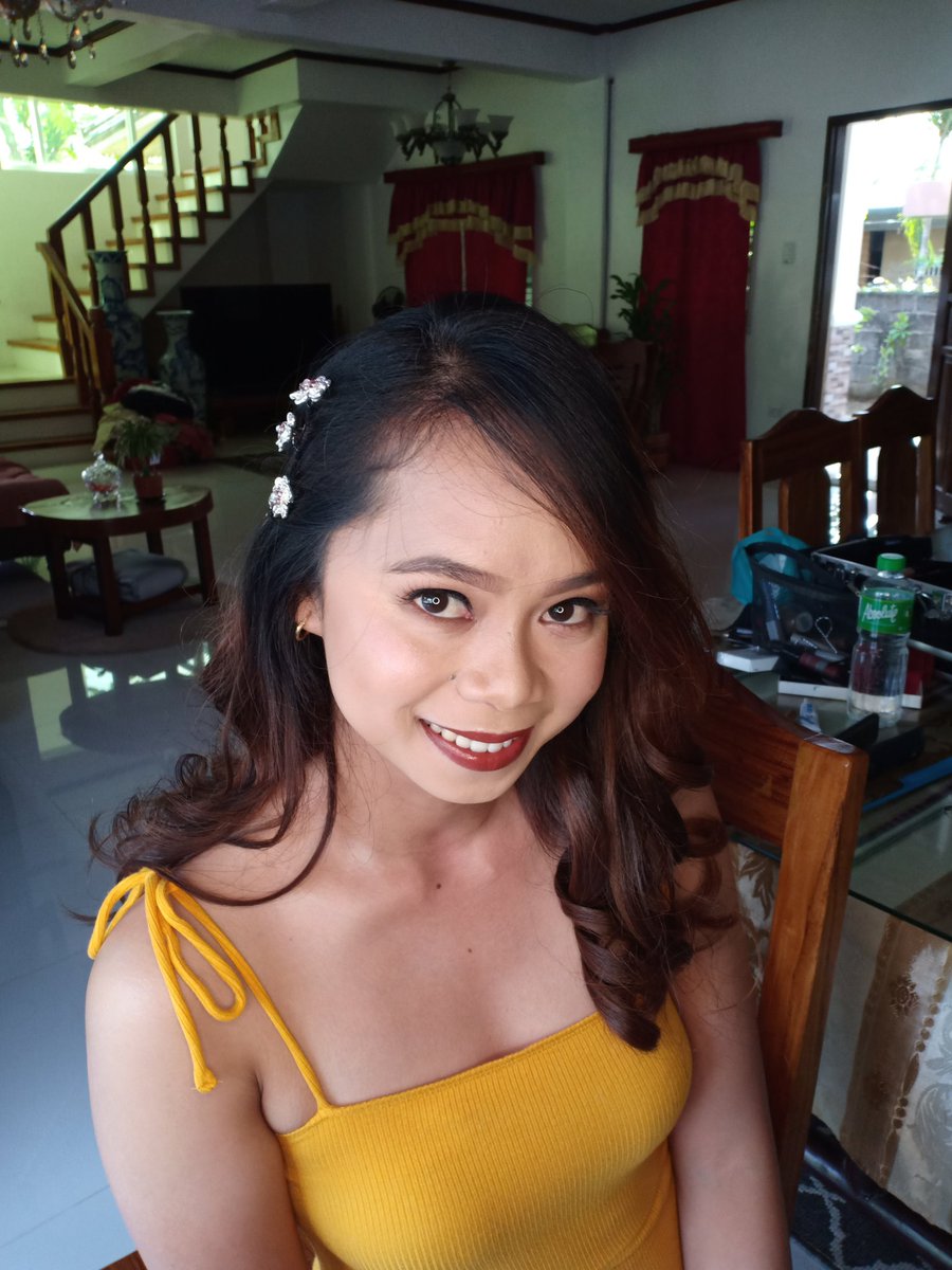 Sharing my hair and makeup to my super classy and fabulous client today ✨

Thanks Ma'am Mj for the trust. 🥰

#getglammedbycara #zenarosacaremua #traditionalmakeup #HairandMakeup #Simpleandfresh