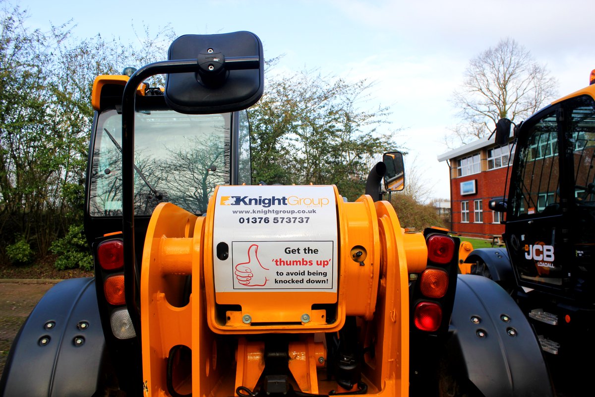 KnightGroup77's tweet photo. We've added 7 @JCBmachines  535-125 Hi-Viz Loadall Telehandlers to our fleet. These machines offer impressive reach capabilities to complement a 3500kg lift capacity which is a perfect fit for utilization in &amp; around our sites.  #JCB #construction #plant https://t.co/GrFzM3g5oD