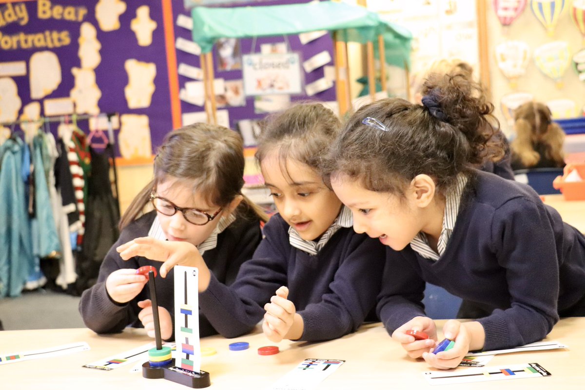 STAHSSTEMFest's tweet photo. Super STEM inspiration for Reception and Year 2 today to round off a wonderful week ahead of the big day tomorrow #stem #science #technology #STAHSSTEMFest https://t.co/QhUVM121GL