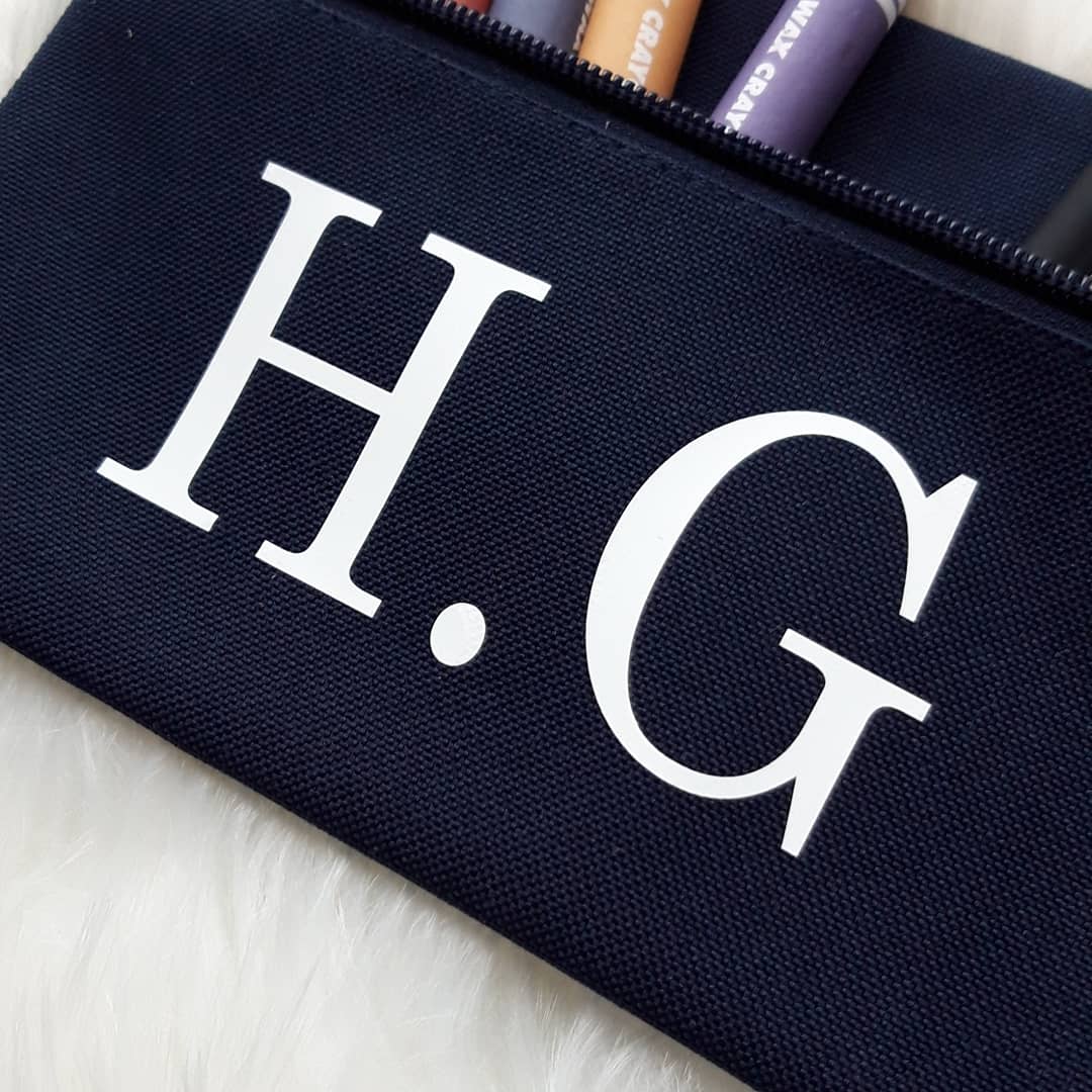 Personalised pencil cases. Available in selection of colours and print colour. Great for toddlers crayons, kids school bags or in your work bag. #pencilcase #personalised #backtoschool #stationery #evelynandrachels