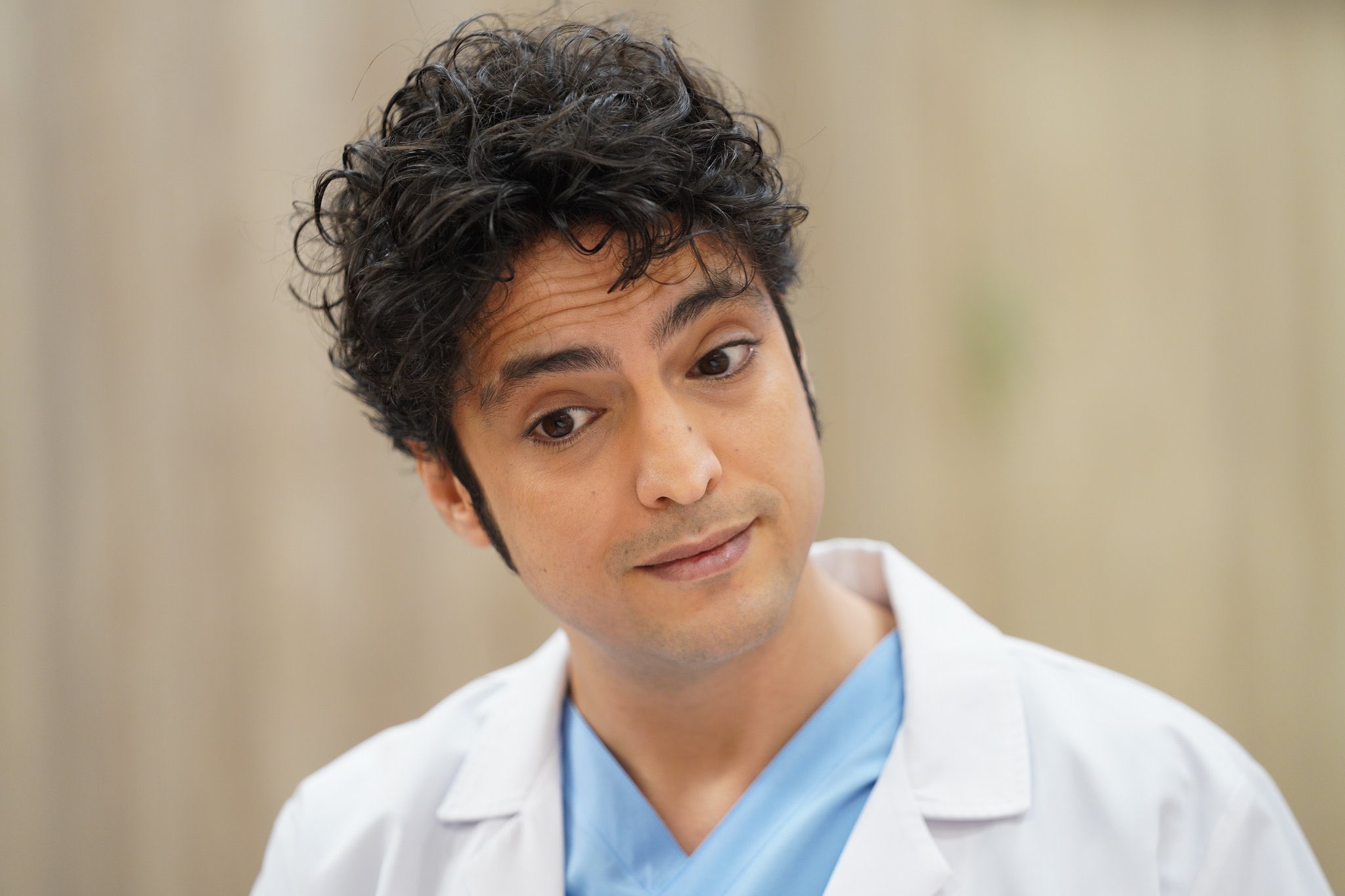 Танер олмез. Алдоктор. Алдоктор. Медик профессионал. Танер олмез турецкий.