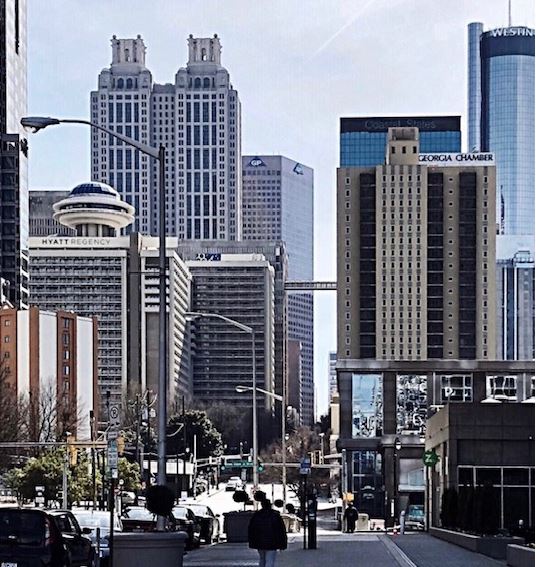 PolarisAtlanta's tweet image. Part of the Heart of Peachtree (since 1967)! Thx. Insta jayhowen for the cool 📷! #Atlanta #downtown #street #hotel #peachtree #heart