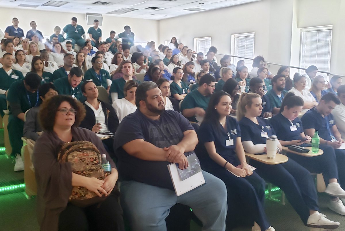 KeiserU's tweet photo. KeiserU #Miami raised awareness about #humantrafficking with an informative presentation by Glory House of Miami. They educated on the “red flags” or indicators of potential human trafficking.
#keisermiami #gloryhouseofmiami #stophumantrafficking https://t.co/cou6EkuCe4