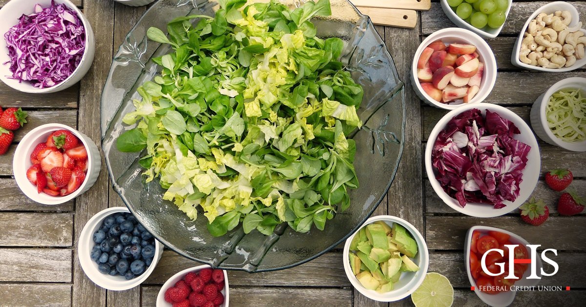 GHSFCU's tweet photo. For a healthy heart, add more color to your diet! Learn more from the American Heart Association. https://t.co/H90LHmFOzx https://t.co/5T9aTWXmFt