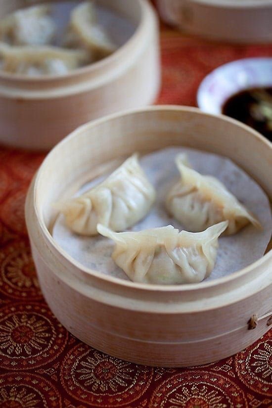 jiaozi/steamed or boiled dumplings