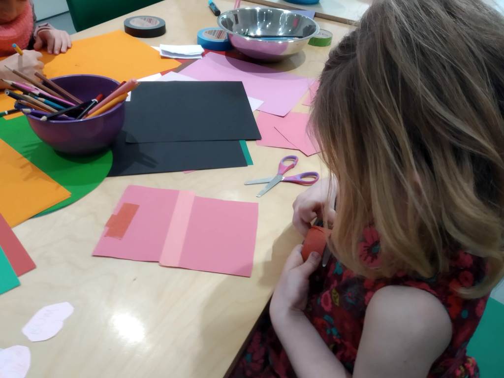 NurseryWhines's tweet image. 50 activities for parents to do before their child is five - take some time to check off your own to do list #parenting #pbloggersuk nurserywhines.wordpress.com/2020/02/28/50-…