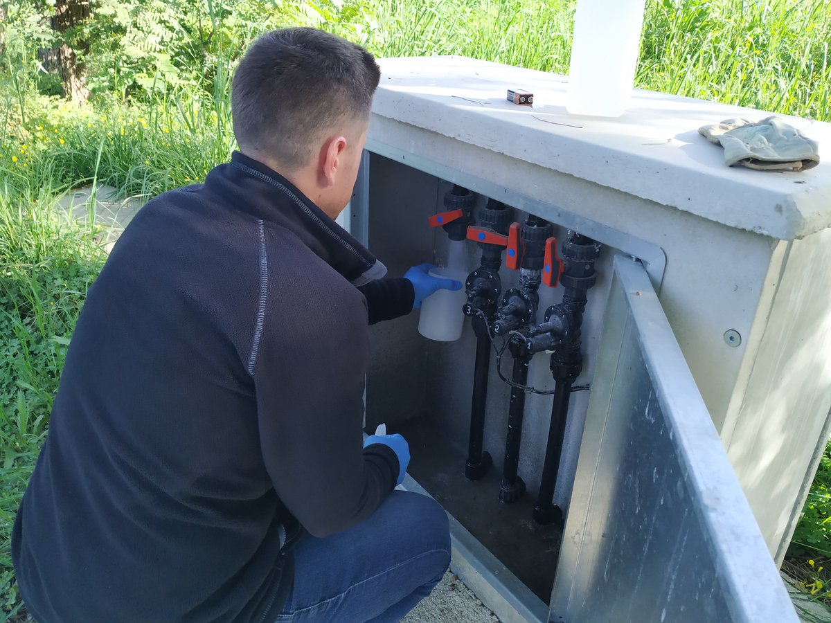 Semana con mucha actividad en Tejiendo Redes:
El miércoles se tomaron muestras de suelo y agua en las parcelas incluidas en el proyecto para que tengamos una caracterización muy completa tanto del agua como del suelo!