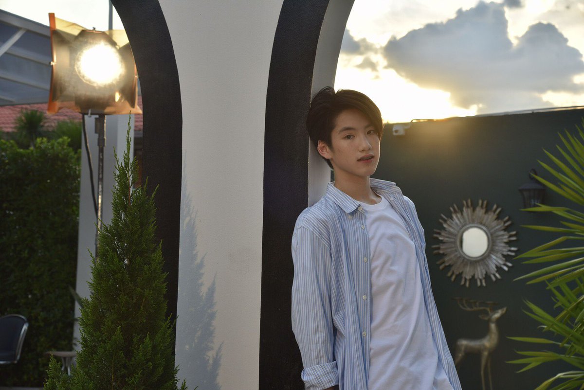 phutatchai's tweet photo. @hariboxlovers ไม่ได้ชอบที่สุดแต่ไม่มีที���ให้ลง555 https://t.co/1PFLj1LHzW