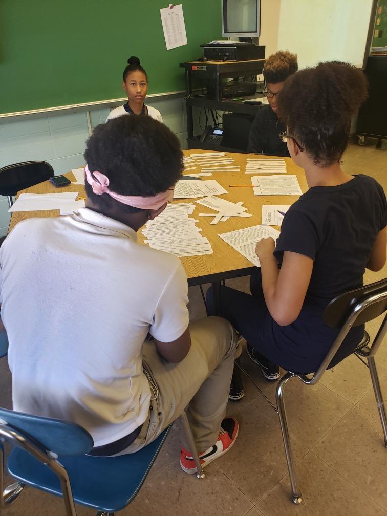 ScottMSTeam7B's tweet photo. Find the missing Mona Lisa painting. Making Inference Mystery in Mrs. Castagna's room. @SMSHammond @guidance_ms #Connections #SCHK12 https://t.co/sPe3LsuJJx