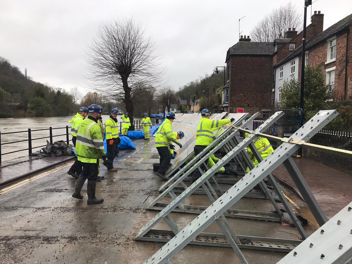 MarkBowersEA's tweet photo. I get to see some amazing things in this job, some great, some not so great. What I've seen today is simply amazin. Both  temporary barriers at #Ironbridge and #BealesCorner have been assessed, repaired and are back ready for #StormJorge #MultiAgency response at its best. #JESIP https://t.co/e6mN49C3Of