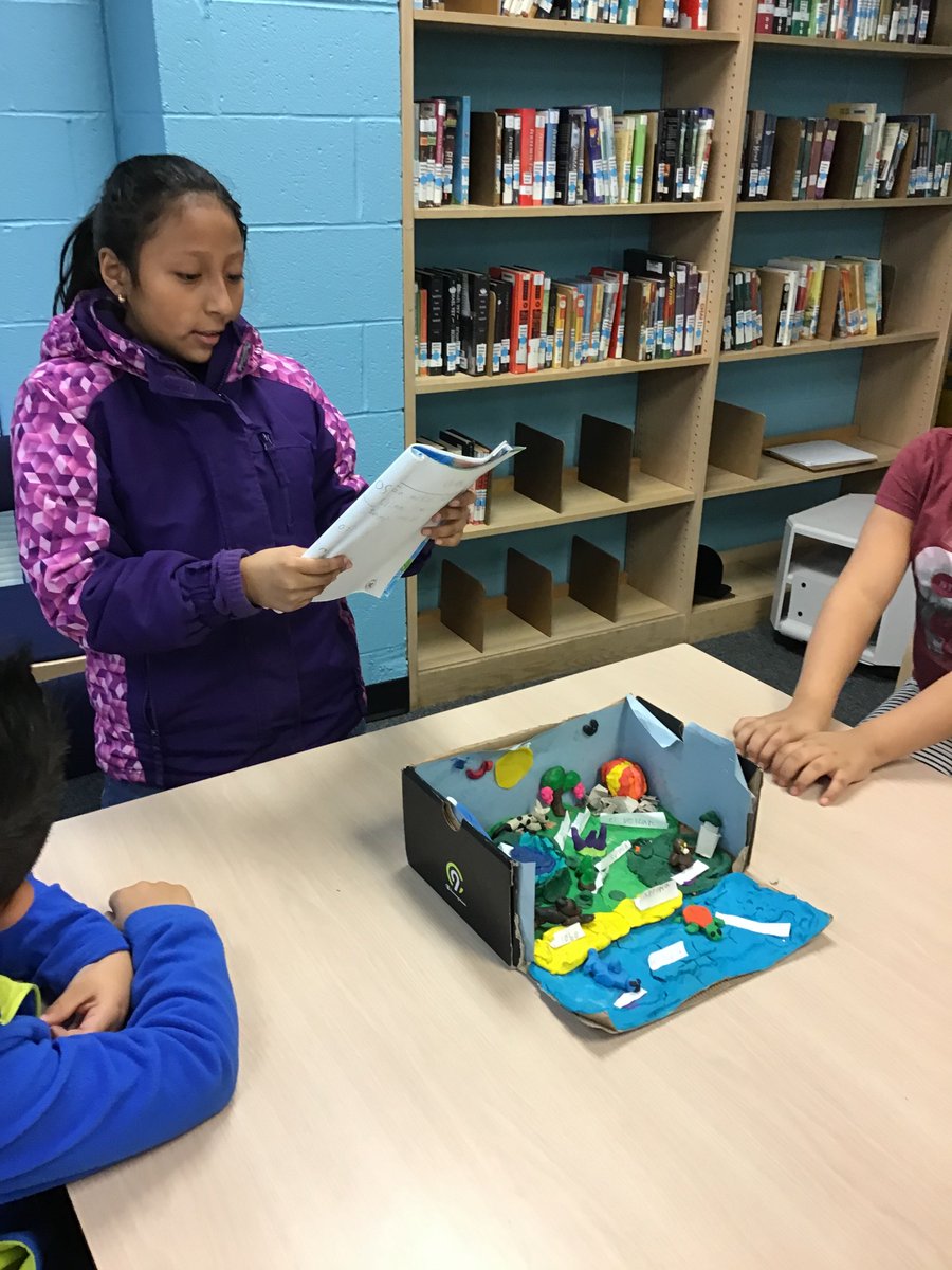 sandymahoney13's tweet photo. 3rd grade Author Celebration today @gregory_elem I was very impressed with the writing and speaking in Spanish from Sra. Ledesma's class! #NCChat
¡Estaba muy impresionado con escribir y hablar en español! @WeAreTeachers #ESL #bilingual @ParticipateLrng 👍🌎👏🥰 https://t.co/dYSOnazCgG