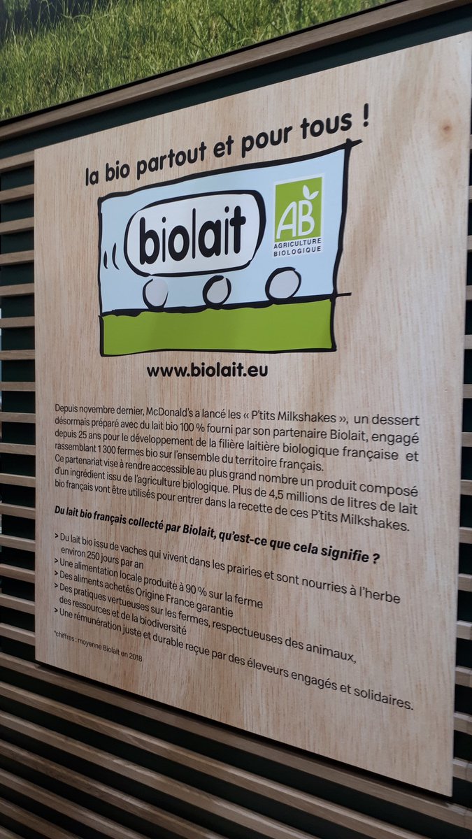 FitoussiBastien's tweet photo. Les engagements et démarches pour le lait #bio sont nombreux dans le Hall 1 #SIA2020 #SIAbio https://t.co/jlTFkbgw7r