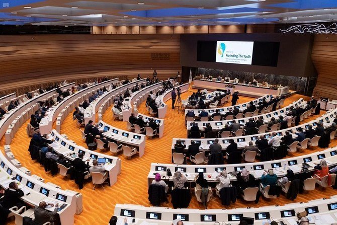 MWLOrg_en's tweet photo. At last week's conference on youth protection from extremism and violence, the #MWL called for a center for civil communication in Geneva to serve as a global platform for dialogue, the promotion cooperation among nations, and bridging cultural and ethnic divisions. #MWLinGeneva https://t.co/FV6pzaF7Z9