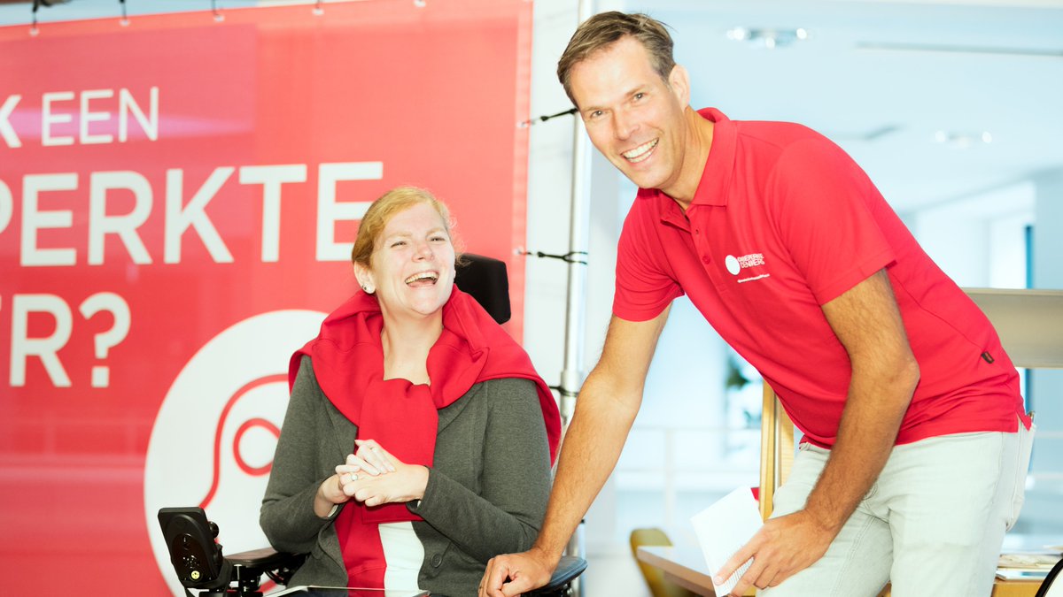 Het #OnbeperkteDenkers programma bij de #rijksoverheid om meer #inclusiviteit op de #werkvloer te realiseren door meer aandacht te vragen voor mensen met een #arbeidsbeperking verloopt voorspoedig. Mooie #blog @PetraBaks1982 Baks! bit.ly/blogpetrabaks