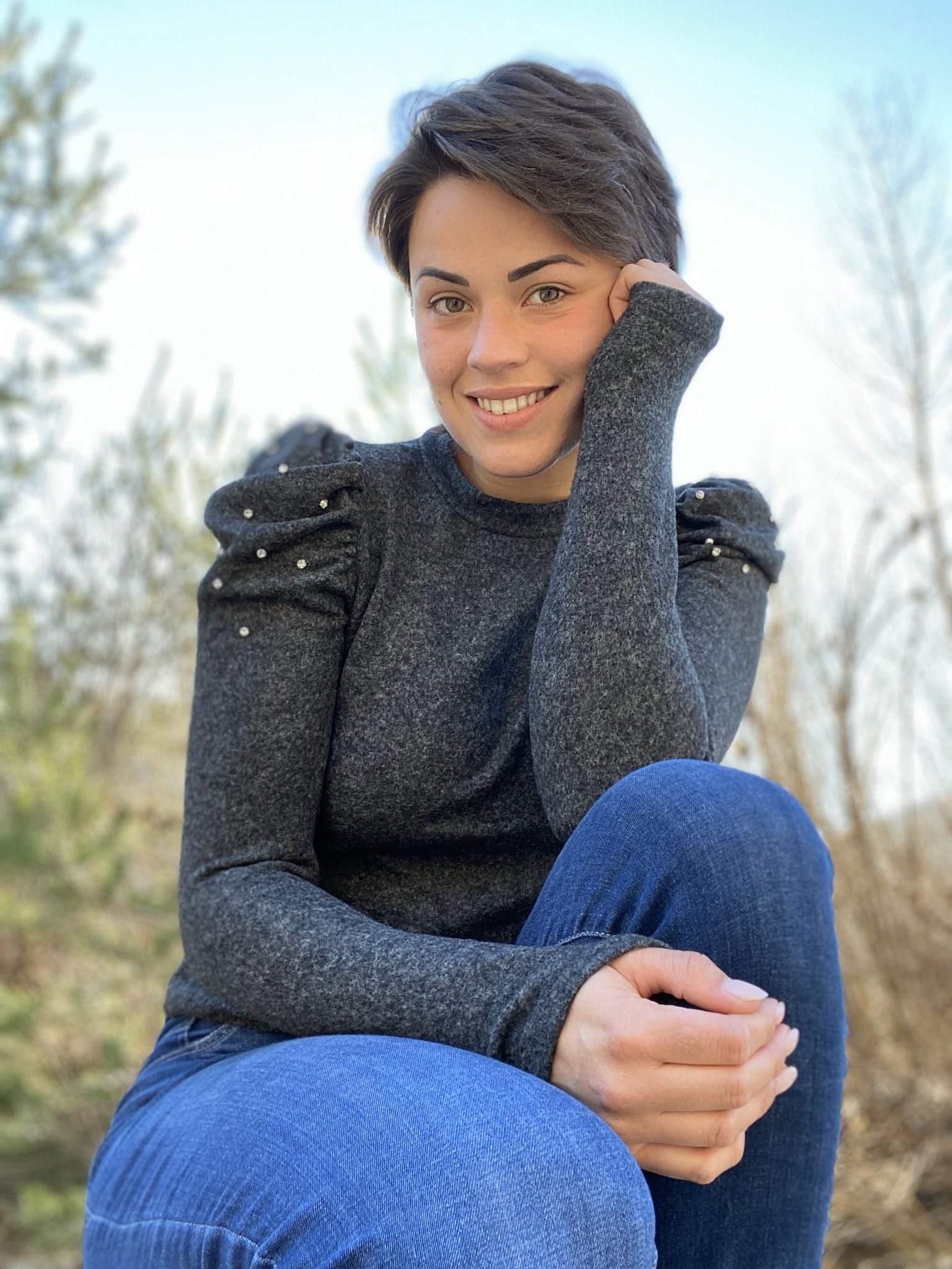 TW Pornstars - 2 pic. Vic Alouqua. Twitter. twitter on est d’accord?#TwitterVsFacebook. 1:32 PM