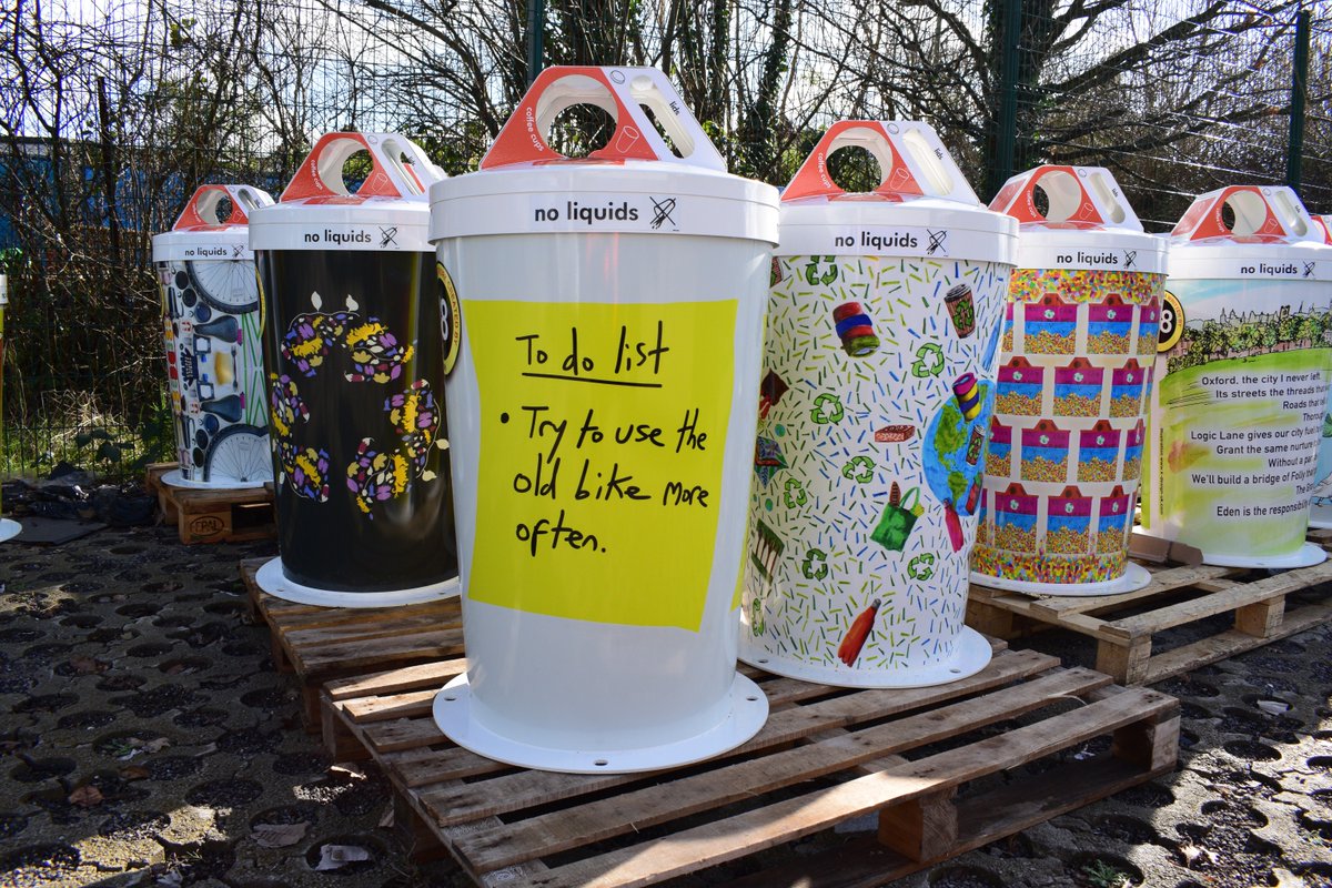 Recycle4Oxford's tweet photo. Our next batch of on-street coffee cup recycling bins have arrived! ☕️ 🎉 They'll soon be making their way to Headington, Summertown and Gloucester Green 🙌 Keep your eyes peeled! 👀 #acupofinspiration #InTheLoop @HubbubUK https://t.co/IhFfPd1f83