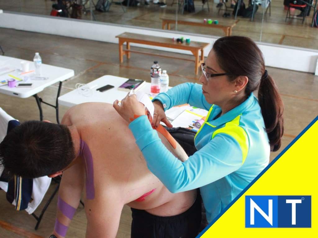 Neuro_Tape's tweet photo. Durante nuestra pasada capacitación en el mes de diciembre de 2019 📕

#vendajeneuromuscular #kinesiotape #kinesiotaping https://t.co/lefcEMxWLp