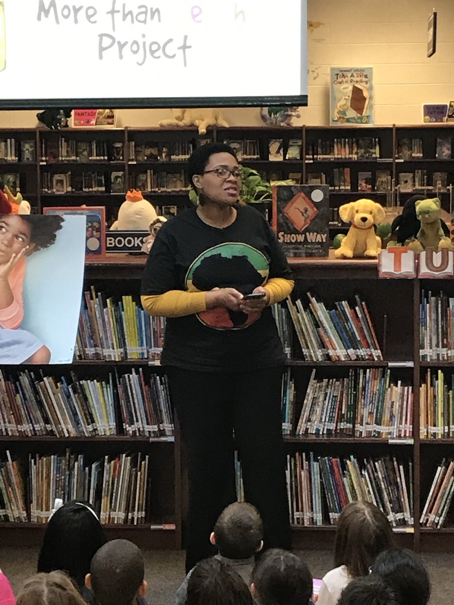 Discovery_elem's tweet photo. Discovery is extremely proud to have @BellenTheBee sharing ways to celebrate every child feeling valued, respected, and seen! Authentic learning at its best! @BsandQs #lcps19 https://t.co/9cdnCqAxGI
