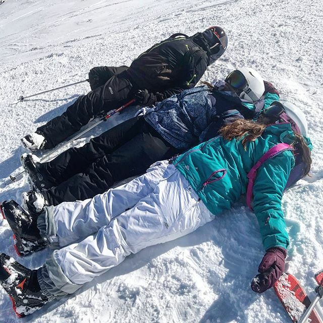 Tejal_x's tweet photo. Take me back to last week!!! Feels like it was ages ago! 😩 🎿 #ski #snowbathing #valthorens #frenchalps #halfterm #takemeback #ernalow #myplayground https://t.co/EyrrbyQzqG