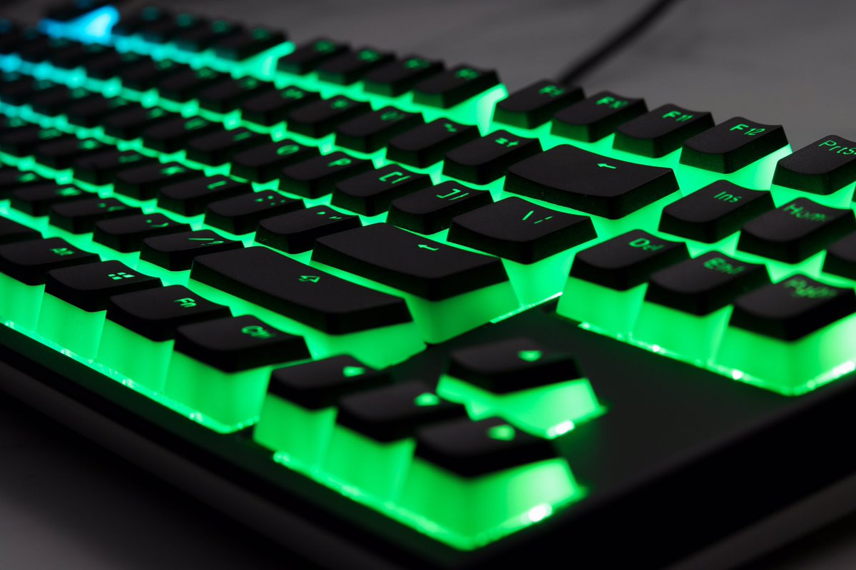 duckyglobal's tweet photo. Beauty is everywhere 🌈
In the keyboard. In the RGB. In you!!!

Ducky PBT double-shot seamless pudding keycaps ⌨️

Get your Ducky pudding caps from our distributors 🆕 

Link 👉🏻 https://t.co/W5KJlXdyHs

#duckypuddingkeycaps 
#rgb 
#beauty 
#ShowUsYourBuilds 
#coloryourway https://t.co/kajzcGxFvQ
