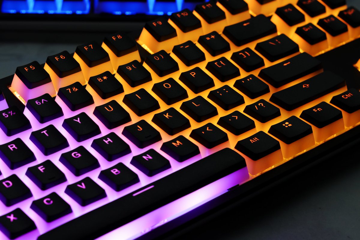 duckyglobal's tweet photo. Beauty is everywhere 🌈
In the keyboard. In the RGB. In you!!!

Ducky PBT double-shot seamless pudding keycaps ⌨️

Get your Ducky pudding caps from our distributors 🆕 

Link 👉🏻 https://t.co/W5KJlXdyHs

#duckypuddingkeycaps 
#rgb 
#beauty 
#ShowUsYourBuilds 
#coloryourway https://t.co/kajzcGxFvQ