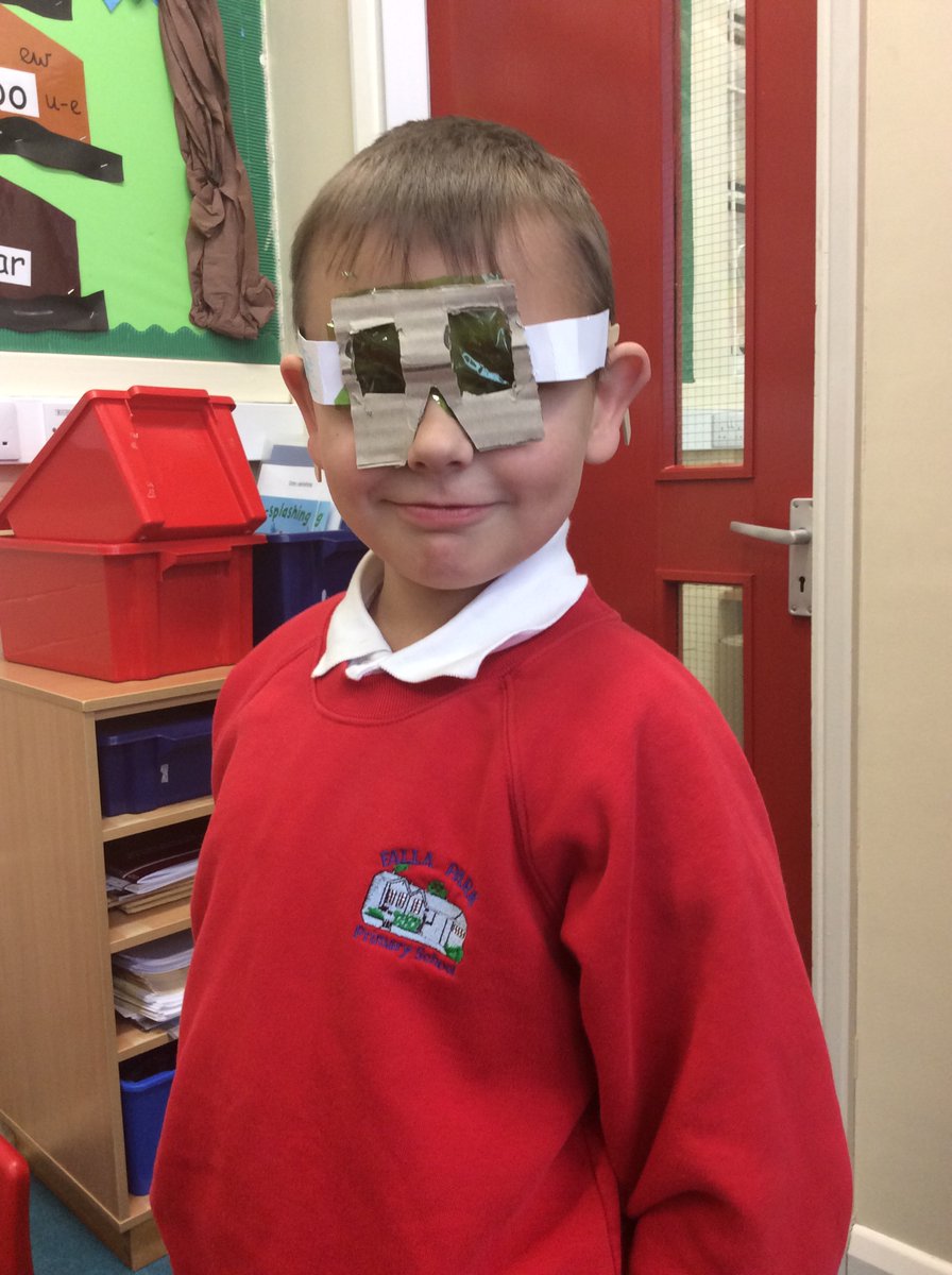 missblandfalla's tweet photo. SOme more excellent designs from year 3. @FallaParkSchool @Miss_Carr_Falla @Mrs_Crellin https://t.co/DmbqkBFzND