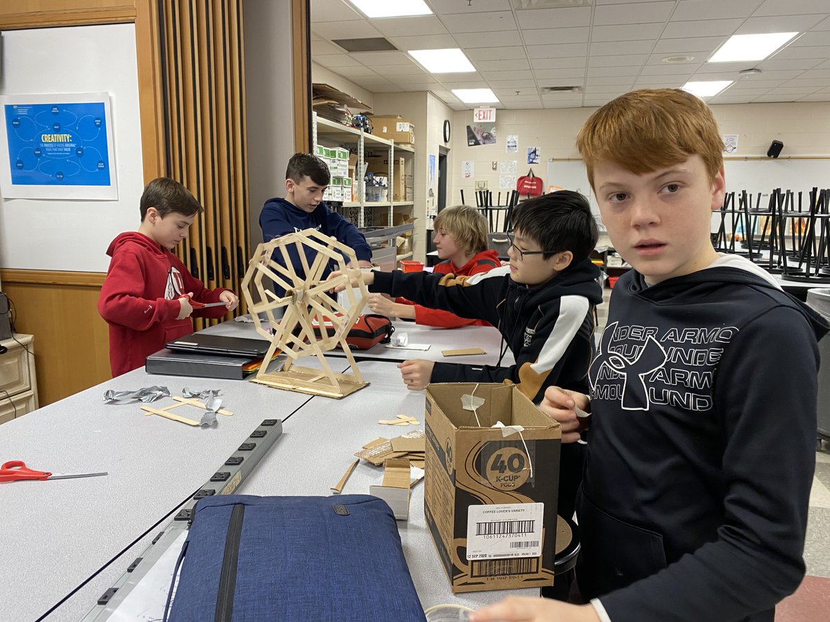 ProfKyleMack's tweet image. This #AFT class is building some cool structures! #Nagelbethechange