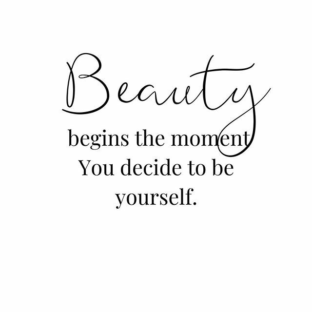 Lori & Val 💄 tweet media