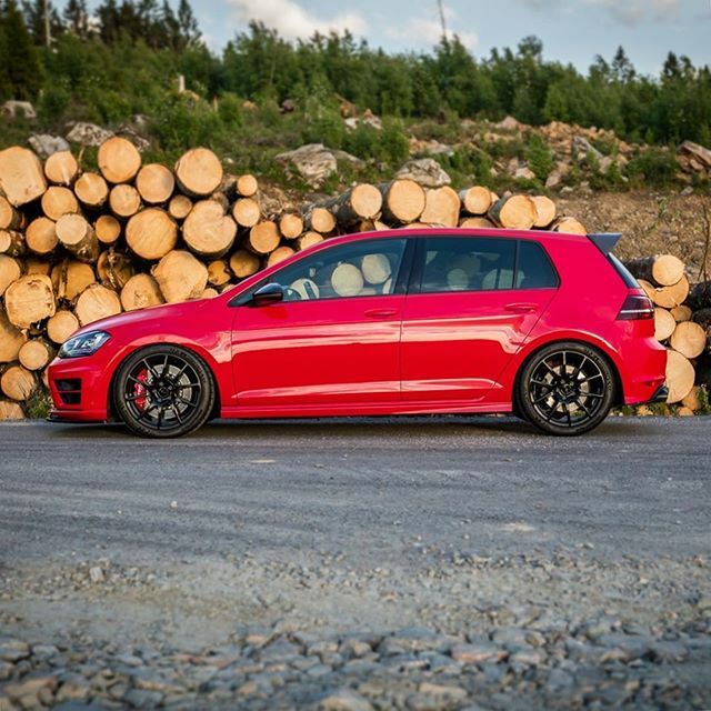 onlyrevo's tweet photo. Horse and stopping power all in one shot!
Owner | @golf7r500hp
#onlyrevo #onlythedriven #revo #vw #volkswagen #vwgolf #golfr #golfmk7 #mk6 #vwjunkie #gti #lifestyle #passion #power #car #love #performance #wheels #vwclub #vwmafia #vwlifes… https://t.co/pljplKJlAX https://t.co/K5Ph6GyFPo
