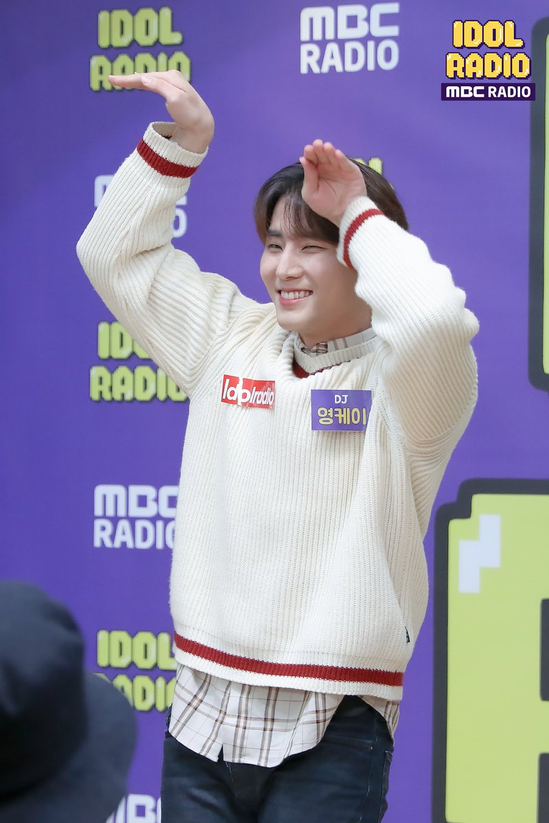 youngfeelpics's tweet photo. 200226 Young K as MC on Idol Radio
Β© idolradiokorea
β #μμΌμ΄ #μν #μν #YoungK #Wonpil #youngfeel #youngpil #yfpics https://t.co/Uxwz5tCTtz
