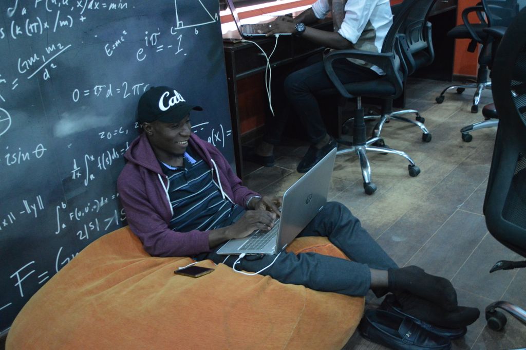 TheLeadspace's tweet photo. Work however you please at our coworking spaces across Lagos 💃🕺🖤

#freedomtowork #leadspaceojodu #FridayFeeling https://t.co/YDeE5LoJ9D