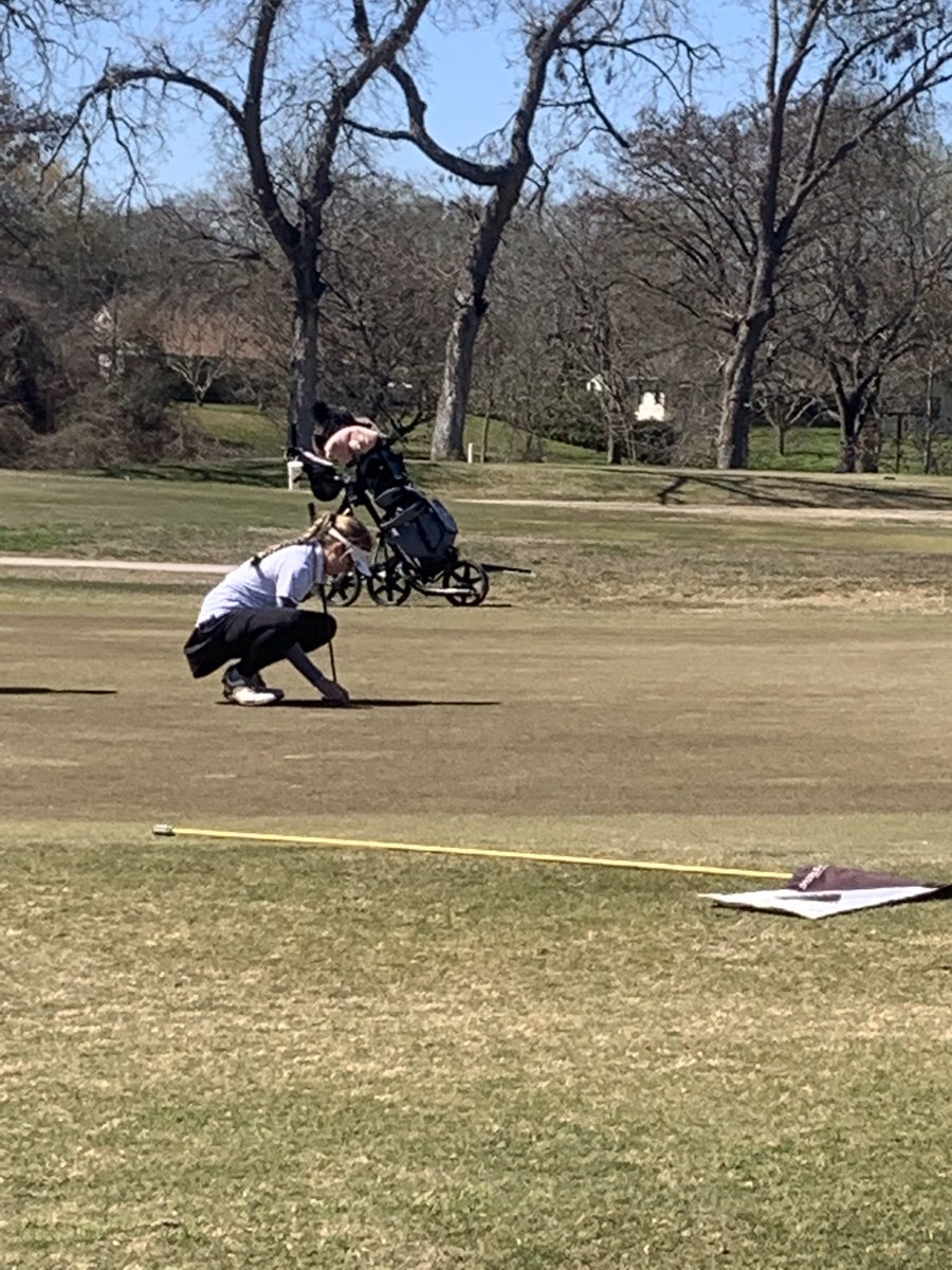 Shot an 84. Started off with a bad first 9, but turned it around and shot even par on my last 9. Oh also came home with that bling 😍
