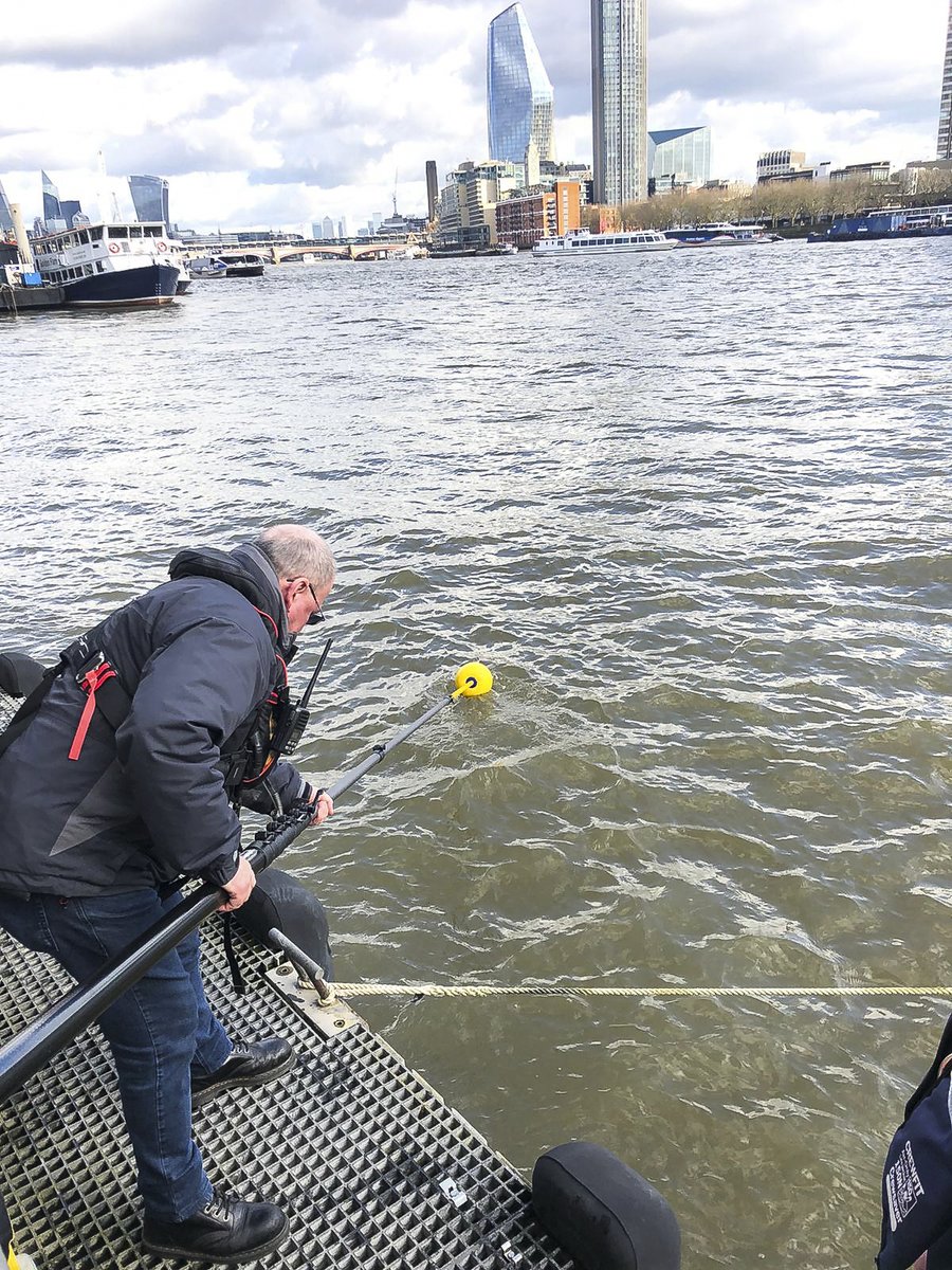 ReachandRescue's tweet photo. Weโre at the UKโs busiest @RNLI station @TowerRNLI on the #Thames #London supporting the crew by assessing their water rescue equipment and giving a hands-on demo of our rescue poles
#ReachandRescue #RNLI #LondonLifeboats #PickUpaPole https://t.co/n9VNT334x3