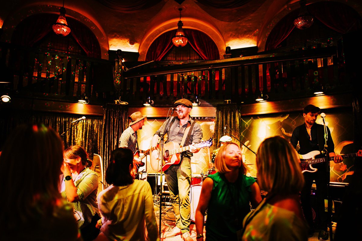 House of Lemon tweet media