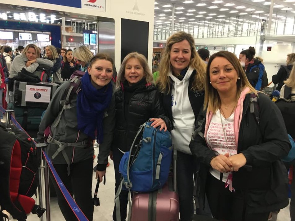 Phone_Regie's tweet photo. Le grand jour est arrivé ! Départ vers le Sahara marocain pour Maguy Bastien, Chef d'Agence de Rouen et sa sœur Audrey pour le trek 100% féminin "Elles marchent". 
Suivez leur parcours sur notre Instagram et Facebook juste en dessous ! 
Première étape : Orly / Errachidia ✔️ https://t.co/Z2j4xSsqwH