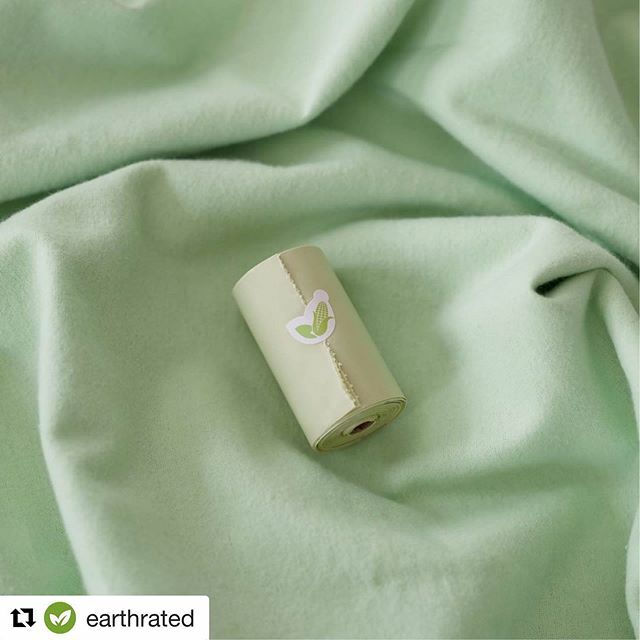 Meet our softest poop bag available 💟💩
Ultra-thick to lock in odours
Vegetable-based 
Compostable 
100% Leak-Proof Guarantee

Made by Earth Rated. From us to you.
Get yours now at link in bio ☝️ #poopemoji #petsupplies #petcare #compostable #planetfr… ift.tt/2voPNaa