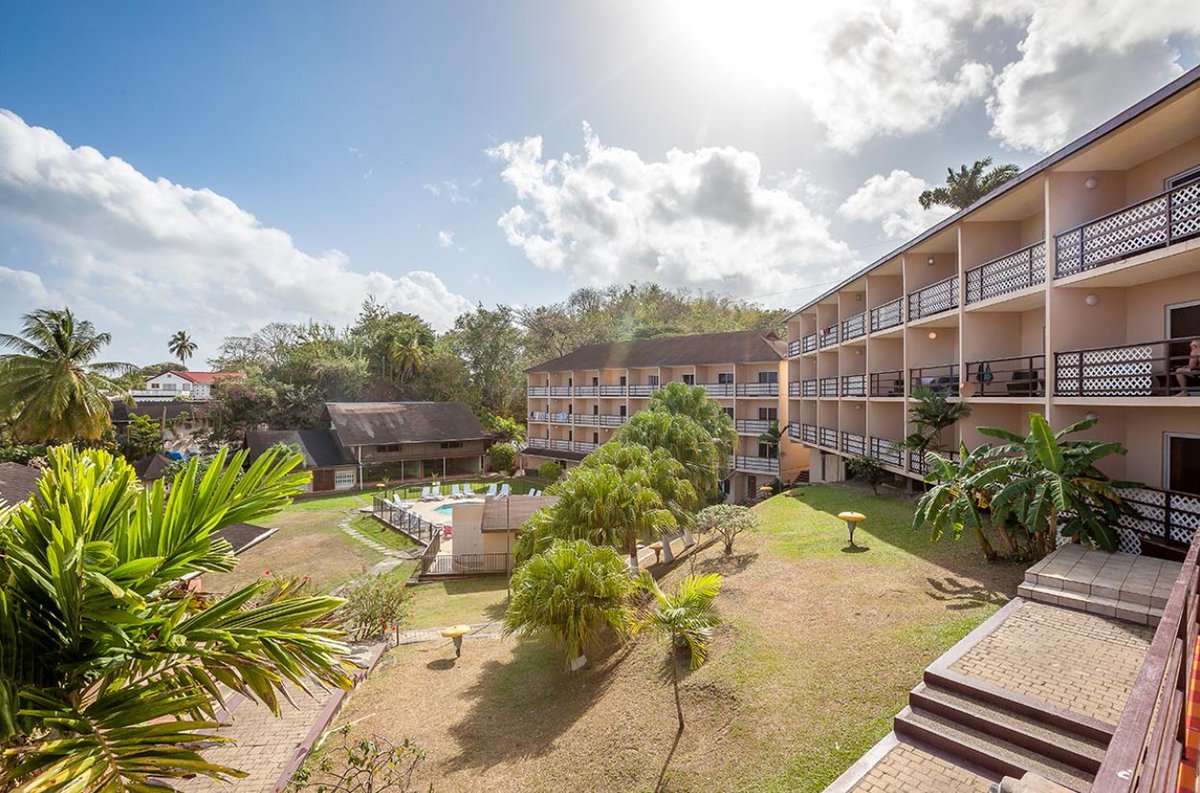 FlyCaribbeanRC's tweet photo. 8 nights in beautiful Tobago from £781pp! 💙 
Offer includes return flights from London Gatwick (VA), accommodation at the Grafton Beach Resort, plus all taxes and fees.
Book now >> https://t.co/mJDWnJrIAc https://t.co/ohDsXKVlkt