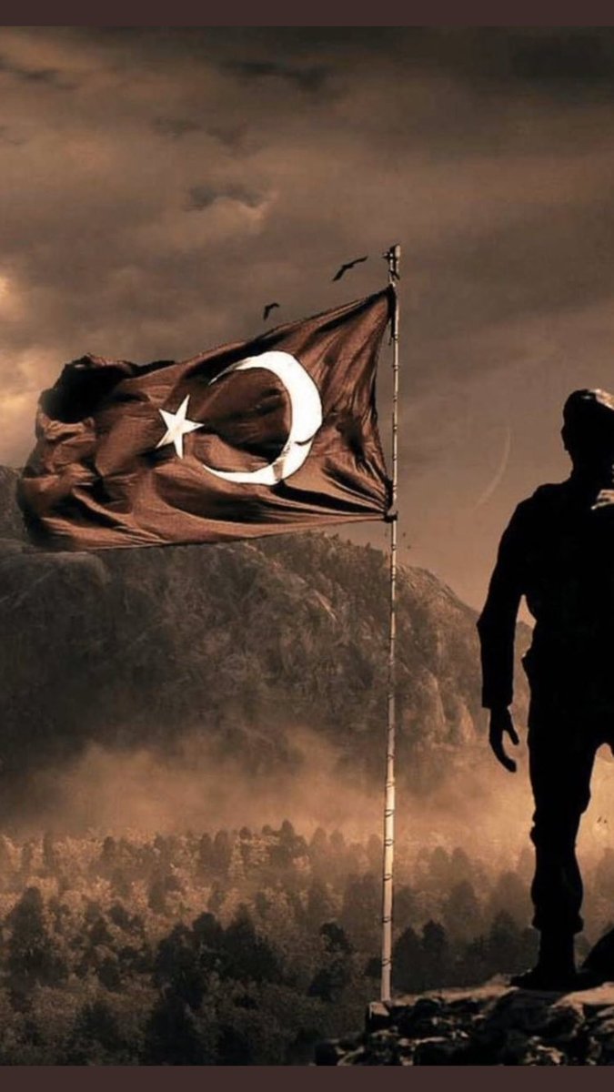 Başımız sağ olsun.
Allah ordumuzun yardımcısı olsun 🇹🇷🇹🇷#sehidimizvar