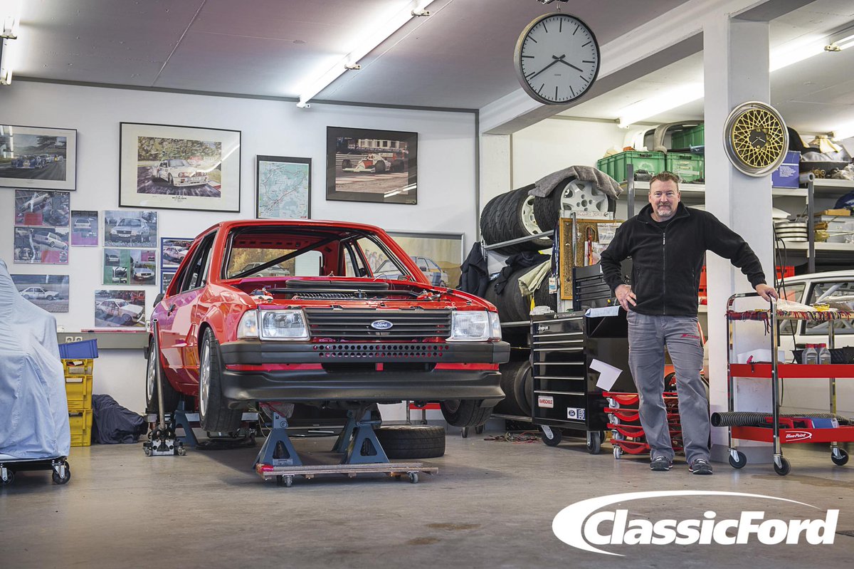 classicfordmag's tweet image. Guido's back, back again - only this time he's turning an ex-Group A RS1600i into a Porsche-bothering road weapon. Full story behind the project in the April issue of the magazine - stockist details here&amp;gt;&amp;gt; classicfordmag.co.uk/the-magazine/c… #classicford #classiccars #escortrs1600i