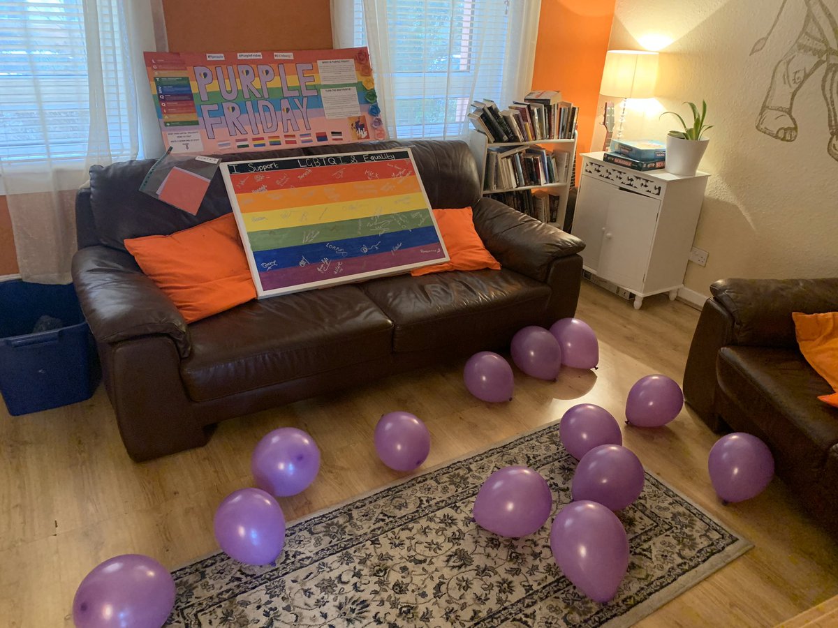 RightThereOrg's tweet photo. Our Edinburgh services are also showing their support for Purple Friday, standing up for LGBTQ+ rights. Thanks for sending us these great photos 💜🌈 #PurpleFriday #Edinburgh https://t.co/jB4Yu6e42w