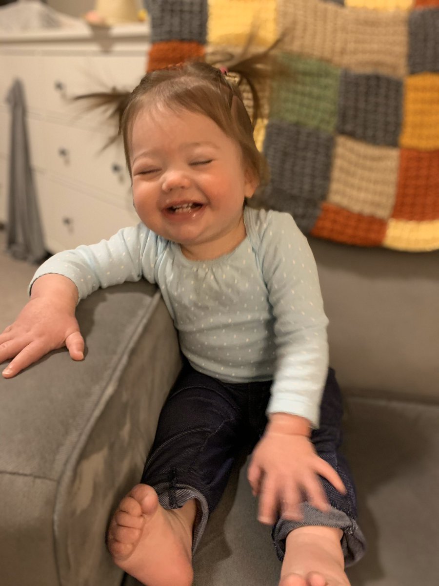 MrsLewisVHS's tweet photo. Cecilia wants to remind you to donate to Make-A-Wish today! #wishingforkindness #heartofgold https://t.co/JB1BD0OYZk