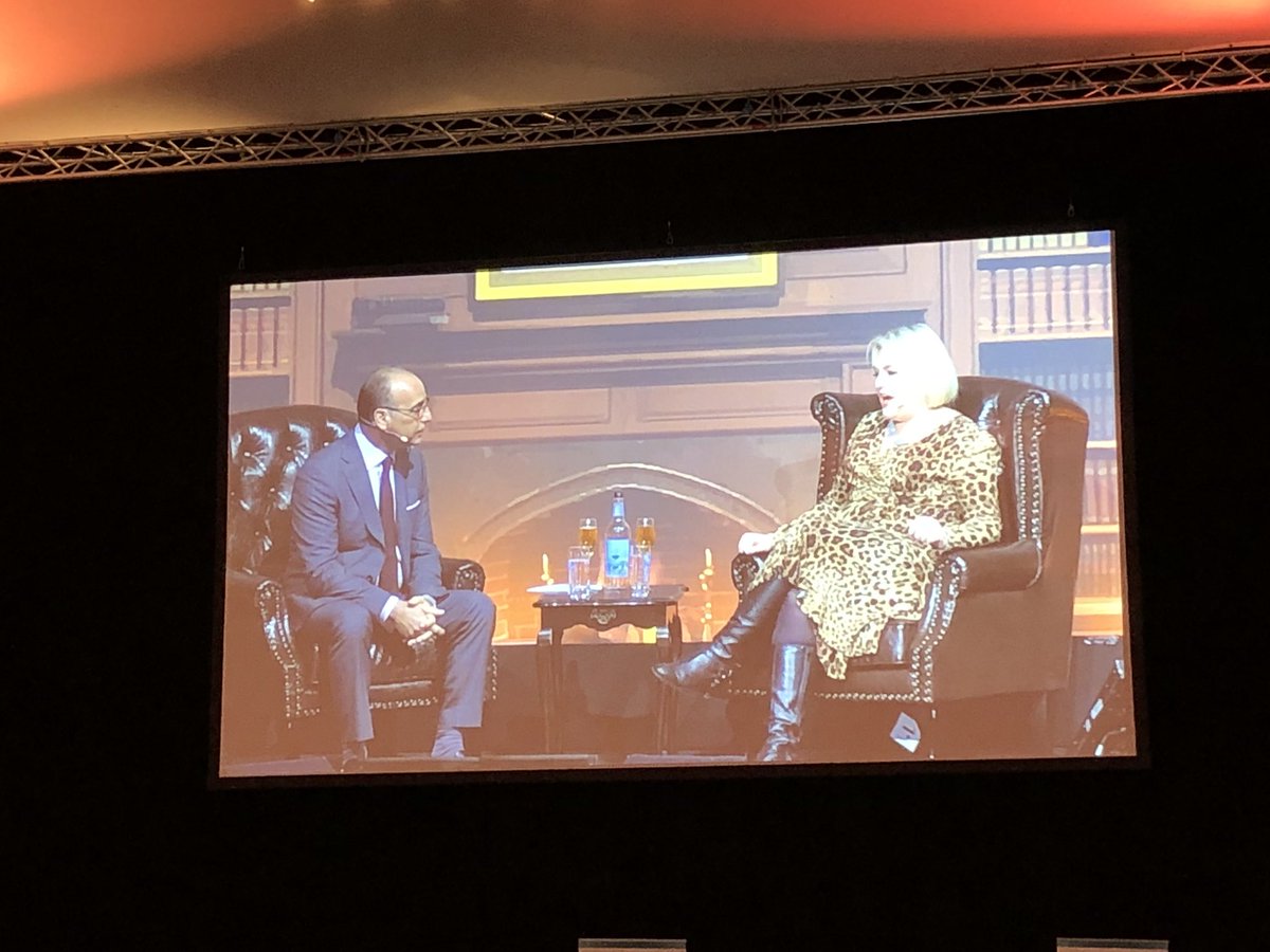 Fireside chat - cosy cosy  
#sbsevent2020 <a href="/TheoPaphitis/">Theo Paphitis</a> <a href="/SaraDaviesCC/">Sara Davies</a>