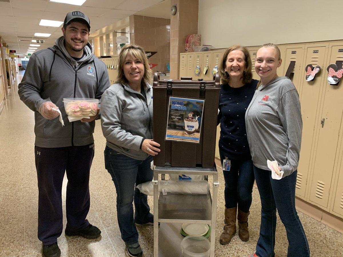 Alexandra Lugenbeel tweet media